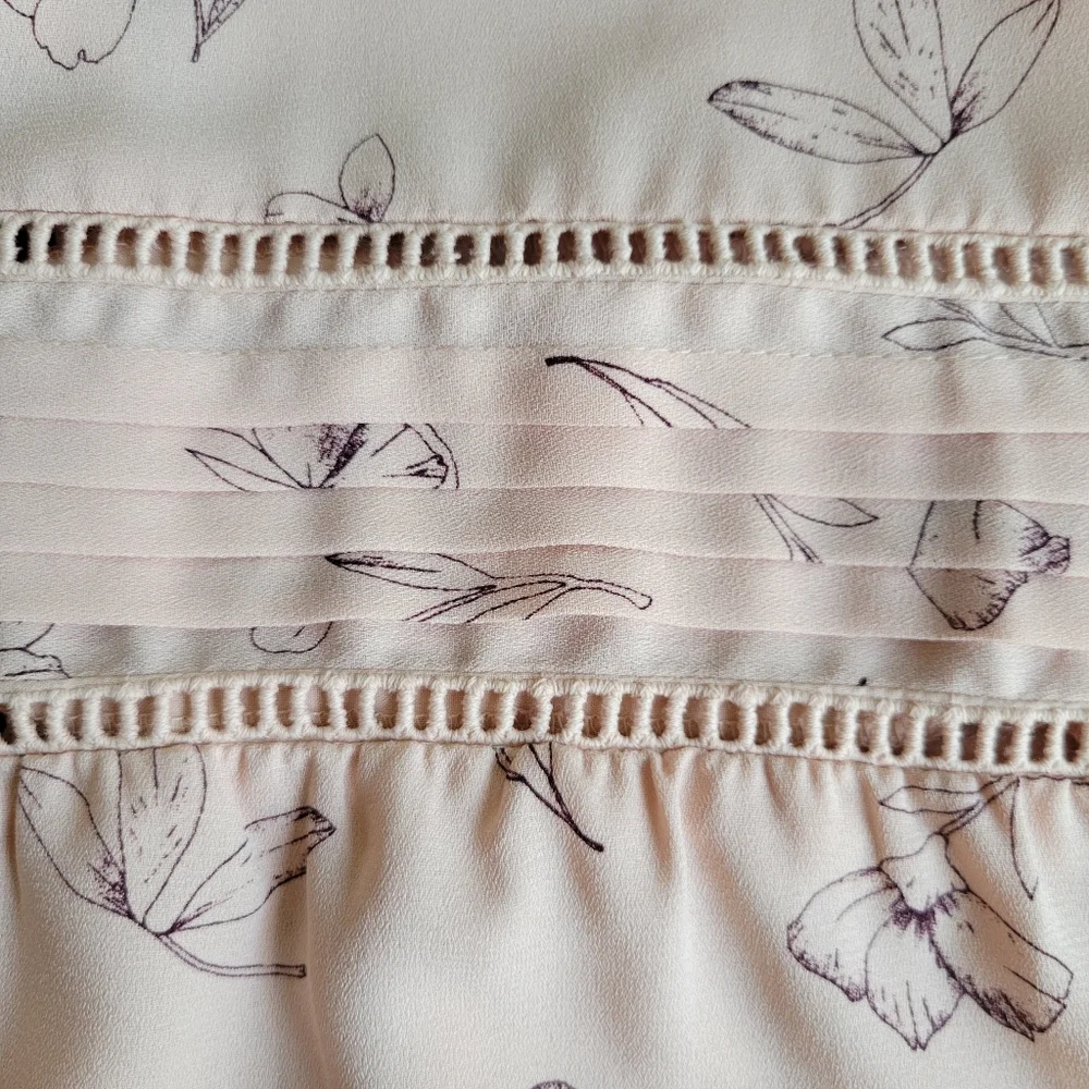 🌟 LC LAUREN CONRAD Light Peach Blouse Floral Peasant Balloon Sleeve Wm's Sz M - Picture 5 of 7